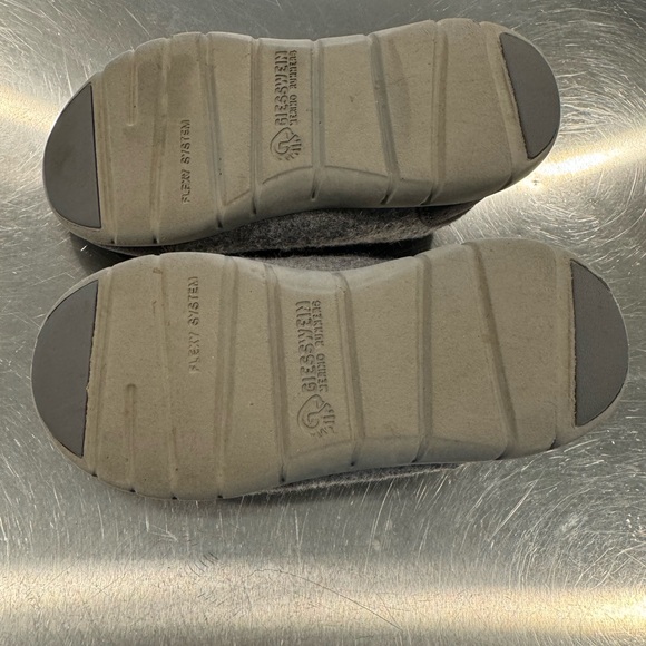 Giesswein Kids Merino Runners - Picture 3 of 3